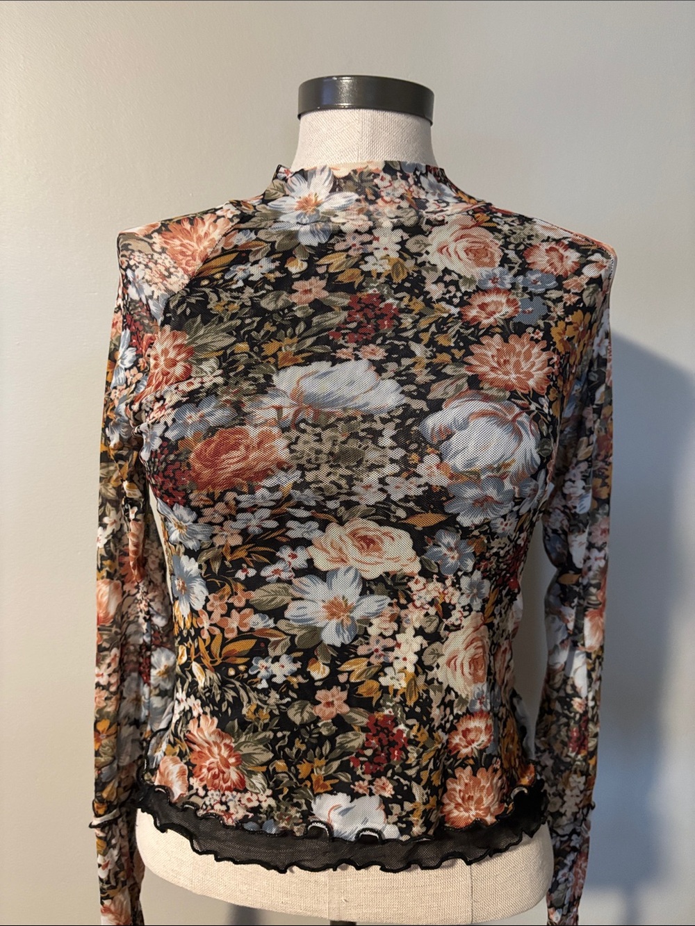 Promesa Black Floral Long Sleeve Mesh Top